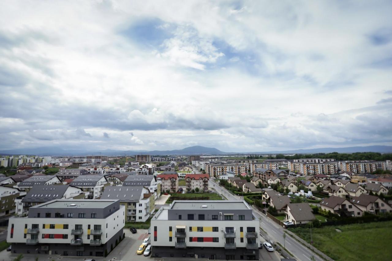 Isaran Apartament With Panoramic City View ブラショフ エクステリア 写真