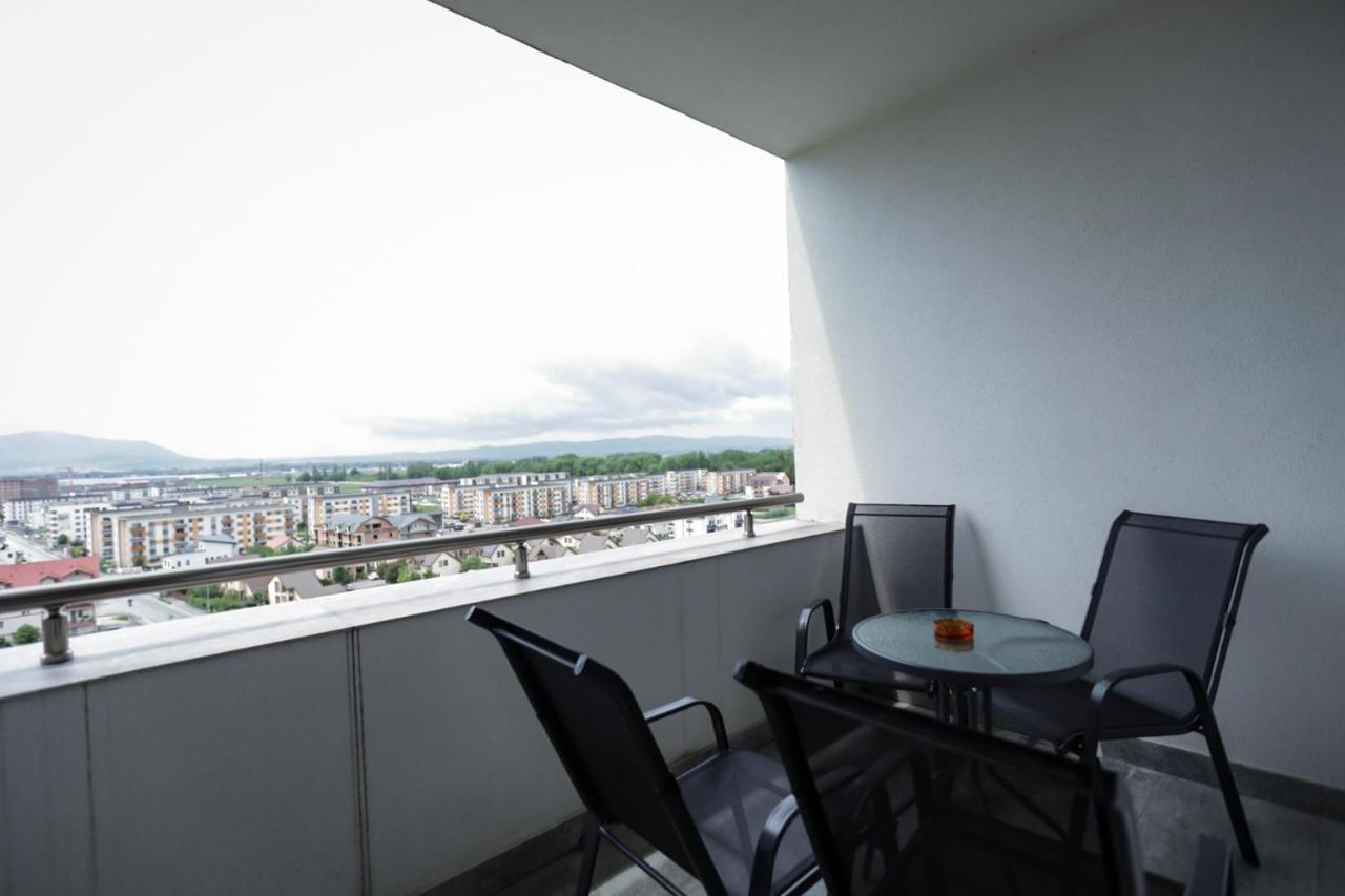 Isaran Apartament With Panoramic City View ブラショフ エクステリア 写真